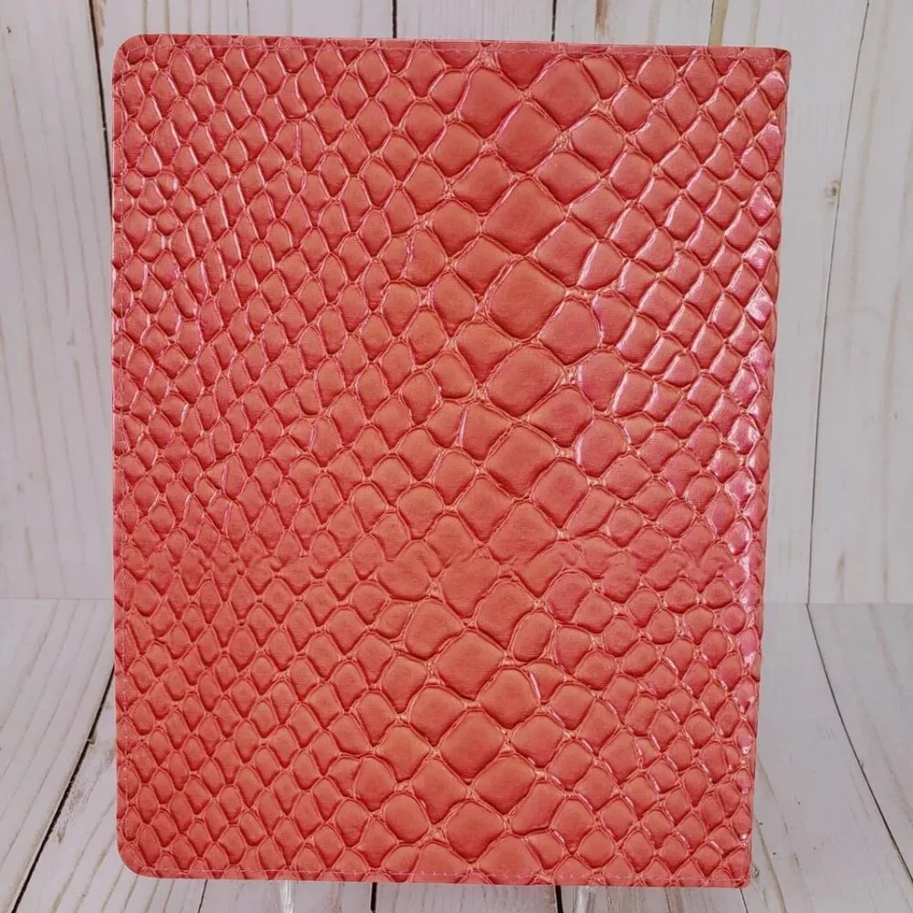 NIB Conair Travel Smart iPad Tablet Carrying Case PU Leather Crocodile Texture